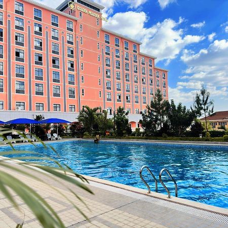 Golden Peacock Hotel Blantyre Esterno foto
